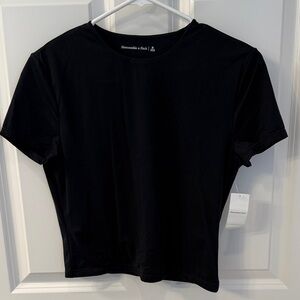 NWT Abercrombie & Fitch Classic Black Short Sleeve Tee